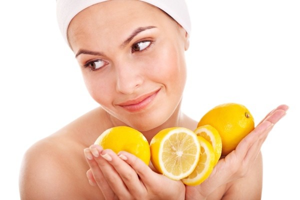 Beauty-Benefits-Of-Lemon-Juice-For-Skin-Care
