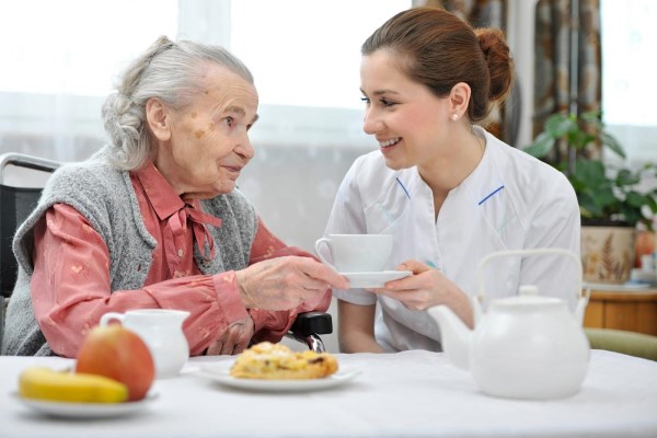 ป้องกันการสำลักอาหารในผู้สูงอายุ